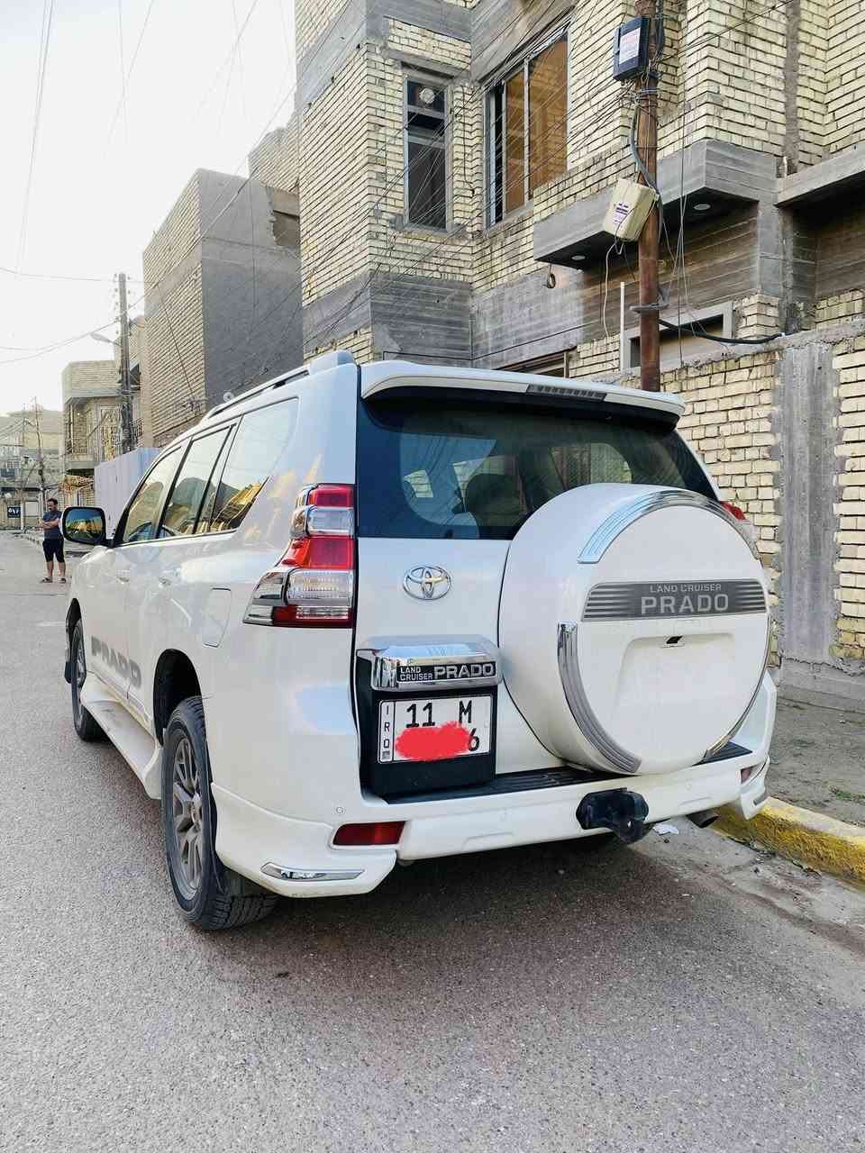 السلام عليكم
برادو موديل 2015
كفاله من الصبغ بيها بارد بالباب عكس السايق سونار موجود بالمنشور 
فول 1 ع 1
6 سلندر ماشيه 66 الف حقيقي 
جديدة السياره وبالعافيه ع الياخذهة
سعرها 300 رقم بغداد بأسمي تحويل مباشر مكان سياره بغداد البلديات 
للاستفسار ***********
