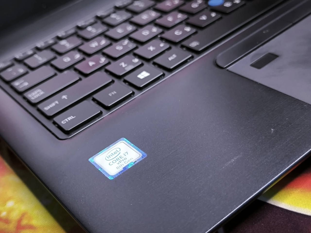 Toshiba Portege X30-E
لابتوب توشيبا بورتج
سلم ( نحيفة كلش ) وخفيفة

Core i7-8650U  8CPUs
معالج انتل كوراي سفن الجيل الثامن
فئة المعالج U

16  GB DDR4 Ram 
رام 16 كيكا ددر4 قابل للتطوير
بي سلوتين رام 
واحد منهن فارغ للتطوير مستقبلا
واحد منهن بي رام 16 كيكا

Samsung 256 gb SSD M.2 NVMe
هارد 256 كيكا سسد ام تو

4 GB - Intel UHD GRAPHICS 620
كرت داخلي انتل كرافكس 4 كيكا

13.3 FHD TOUCH
شاشة 13.3 انج فول اجدي لمس
كيبورد ضوئي ليزري عربي انكليزي
السعر: 325 الف دينار


**إذا كنت صاحب هذا الإعلان وتريد حذفه لأي سبب، رجاءا أرسل رسالة إلى الدعم الفني**