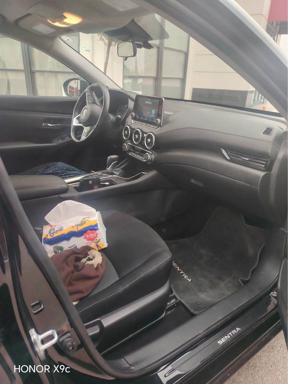 Nissan sentra2024 
سةيارةكة٥ پارةچةو كةميك سةقفي هةية بيژوري پشتوپيش كةپس بي ئيرباگ تازةش رةقةم كراوة سةنوي هةزةي نوية موافاتSV سوكان هيتةر گوشبن هيتةر رادار عساس دارو بةرد بةشةرت سةيارةكة ١٧ مايل روشتية نرخي ١٢٤ $محامةلة ژمارةي موبايل 
*********** أربيل, العراق
