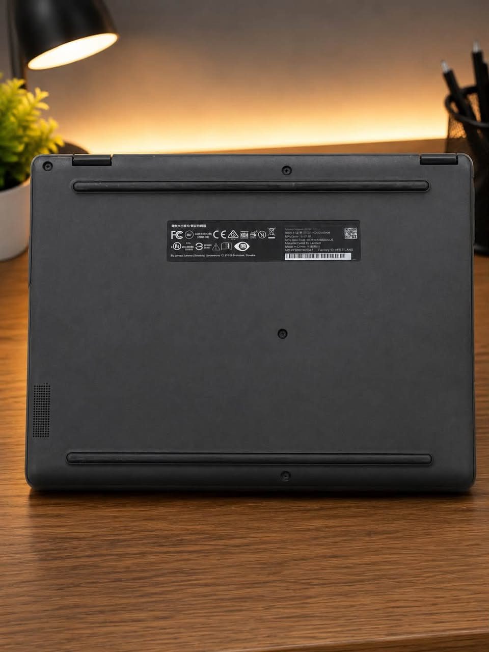 💻 للبيع: لابتوب Chromebook بحالة ممتازة
أعرض للبيع لابتوب Chromebook استخدام شخصي، مدة الاستخدام أقل من سنة، والجهاز نظيف ويعمل بكفاءة عالية.

✅ الحالة: ممتازة جدًا
✅ الاستخدام: خفيف وشخصي
✅ البطارية: ممتازة
✅ مناسب للدراسة، التصفح، مشاهدة اليوتيوب، والعمل المكتبي الخفيف.

💰 السعر: 65,000 

سبب البيع: عدم الحاجة إليه.

للاستفسار  راسلني على الخاص أو اتصال :-
الرقم : ***********

