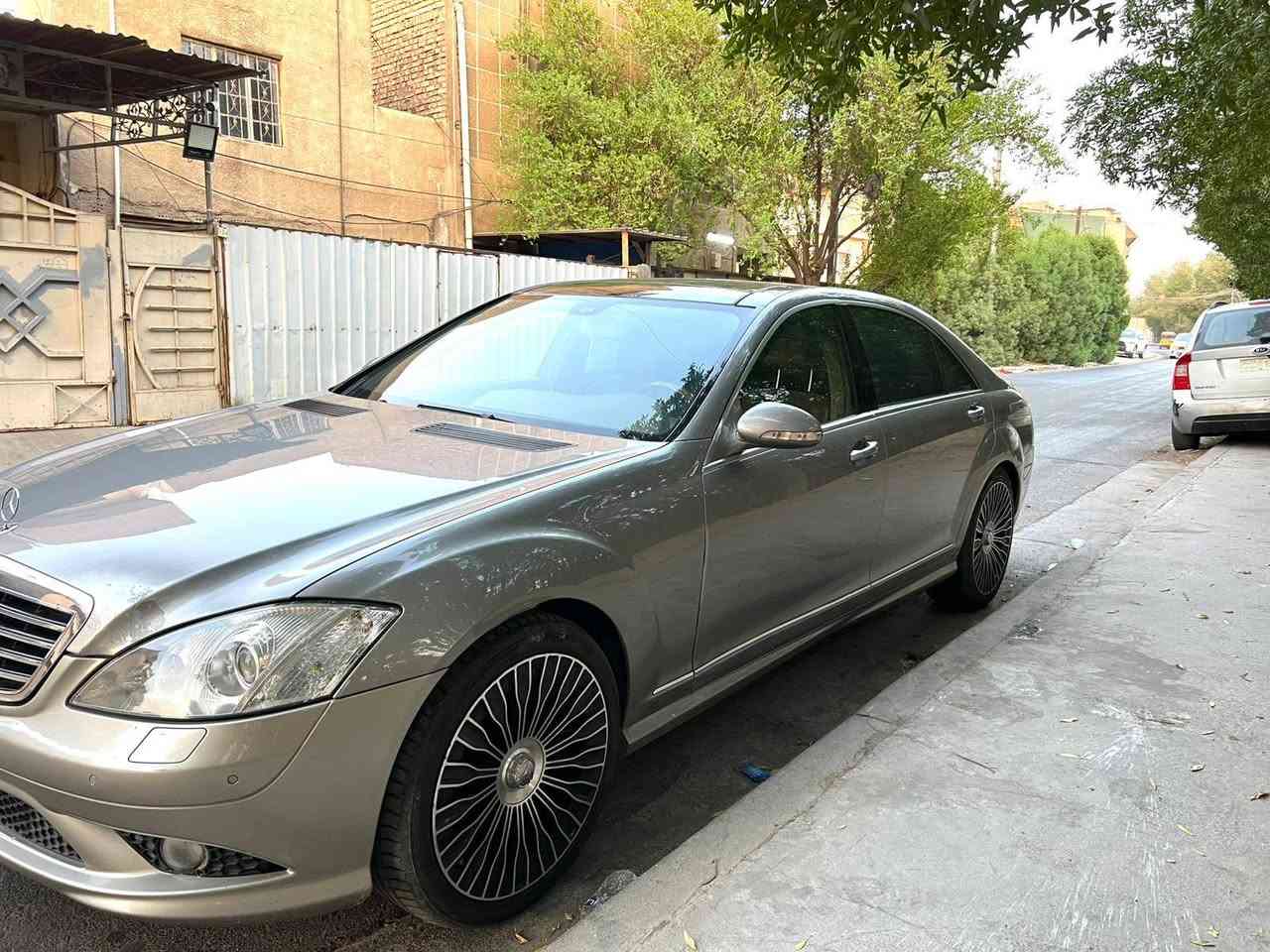 مديل 2009 خليجي باسمي مكنها بغداد الجديده للتصال وتفاصيل ***********
