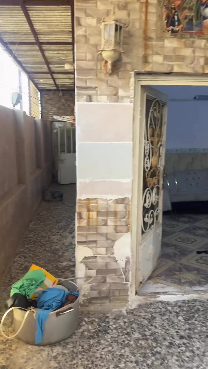 ⭕️العلام
بيت لل ايجار مساحه ( 105 ) م في العلام مقابل البراق ماركت

🔰 مدخلين

يحتوي على ( كراج - تواليت خارجي- استقبال - مطبخ حمام مشترك )

طابق ثاني ( غرفه نوم + حمام )

⭕️ يوجد كادر مختص في مجال تعقيب المعاملات للدور والاراضي 

أستفسار/ مكتب الركابي للعقار النواب مجاور الوجبه السريعه
***********
