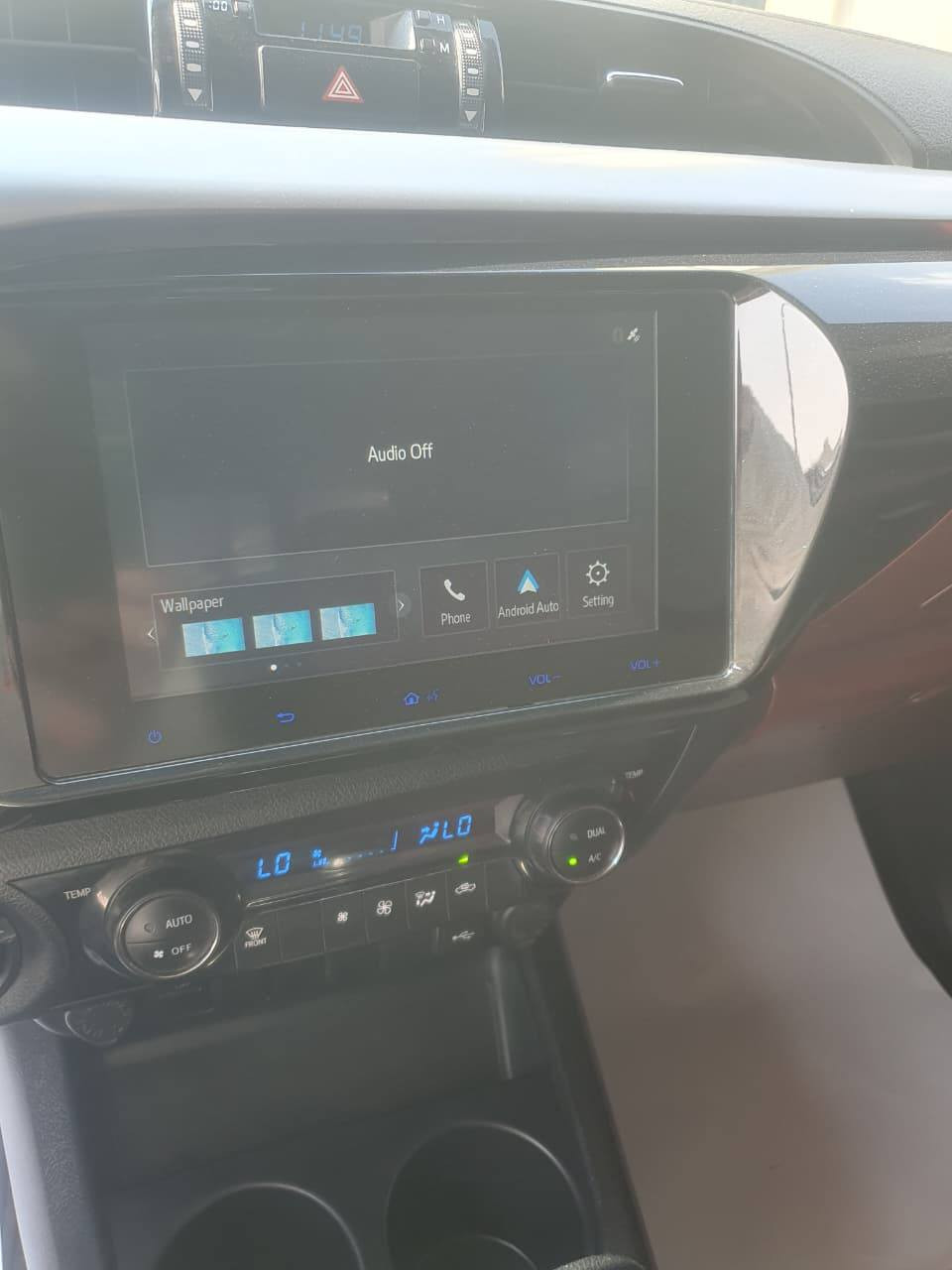 السلام عليكم
هايلوكس 2025 فول مواصفات مري شفط رادار جانبي خلفي قطعتين تبريد كير توماتيك  مكفول كفاله عامه داخله كتاب شهداء  مرقم مثنى 
للأستفسار على واتساب او اتصال ***********
