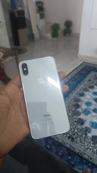 ايفونات • جهازين • نظيفات