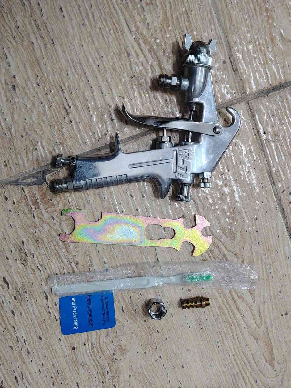 مسدس صبغ مع التانكي اصلي شركه معروفه قيم بما يرضي الله يوجد قطعتين فقط رقمي الشراي يدلل
***********
