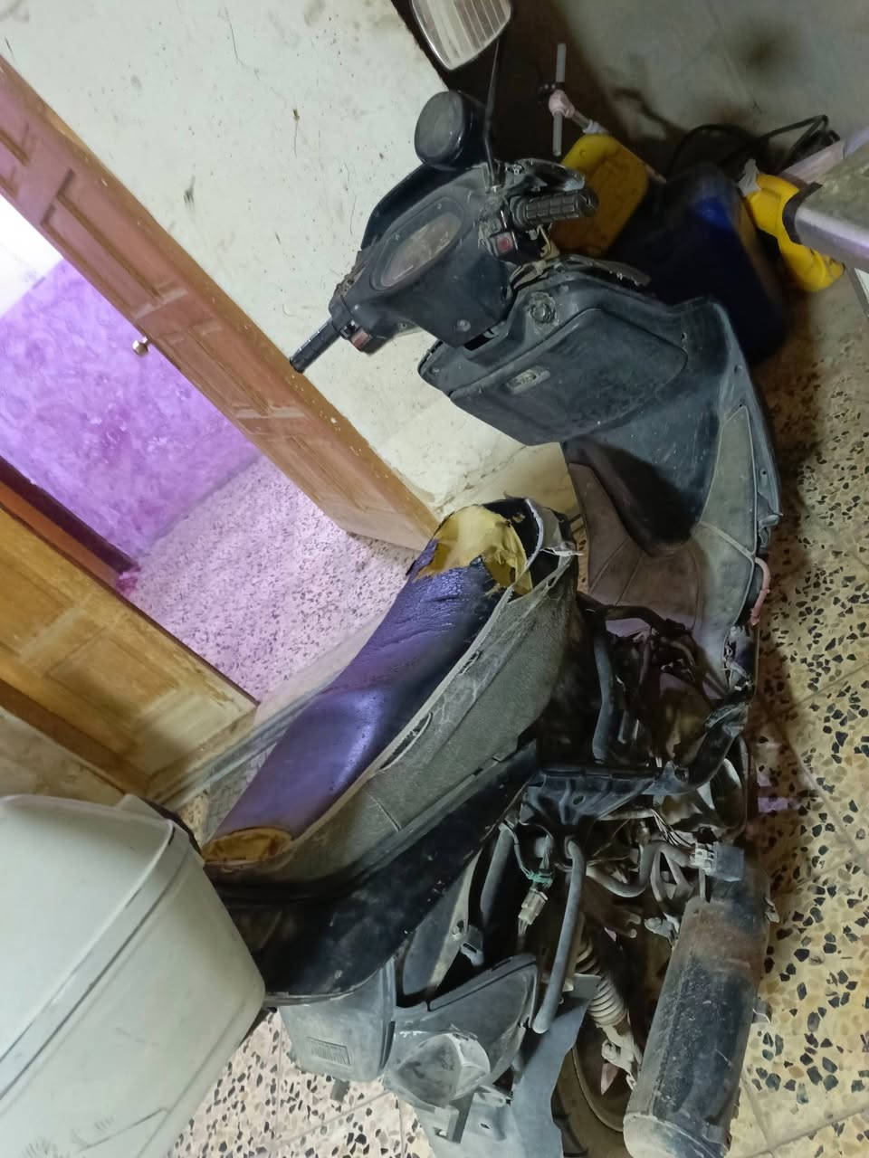 ياماها فراشة الأصلي
بريك شغال
سلف شغال
لايتات شغاله
ويلات و تايرات اصلي
دراجة بلاد
السعر 150 وبيها مجال للشراي
 دراجة عملية يشهد الله ما وكفتني بشارع
للتواصل ***********
متوفر واتساب
