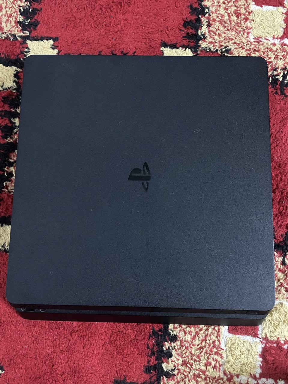 السلام عليكم 
للبيع بلي فور سلم مهكر قطعه خارجية 
 واحد تيرا جوستك واحد 
العاب قويه بي 
مكاني بغداد مدائن قريب عل بسمايا سعره 375 بي مجال


**إذا كنت صاحب هذا الإعلان وتريد حذفه لأي سبب، رجاءا أرسل رسالة إلى الدعم الفني**