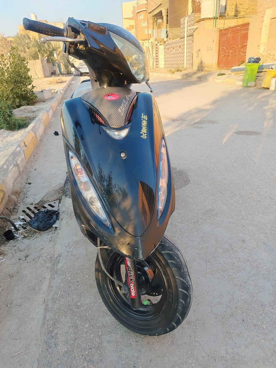 سلام عليكم جي فور حاويه بعدهي جديده توايره بعدهن جدد مكاني ناصريه حي الشهداء سعره750او.بيه مجال رقمي***********
