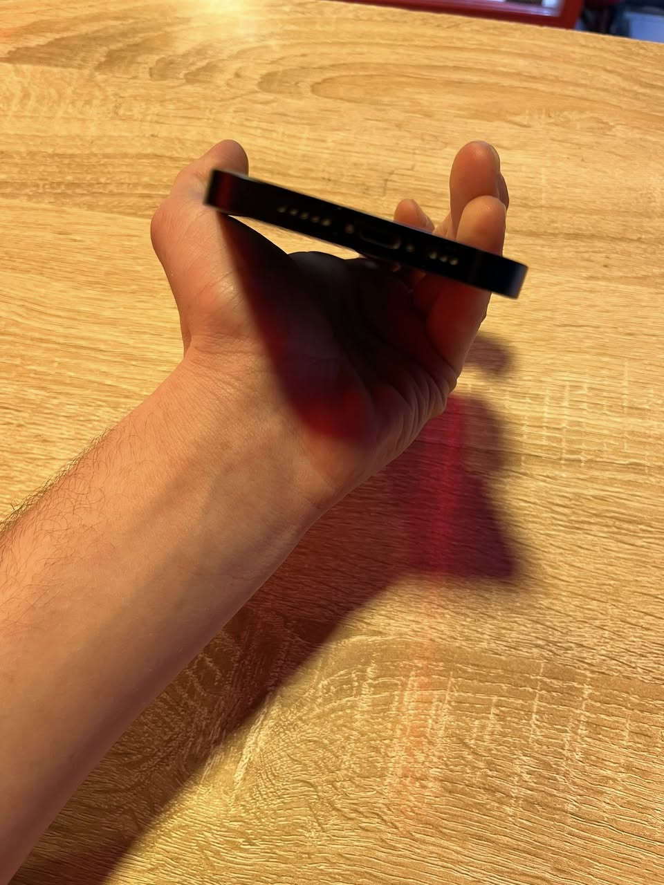 سلام عليكم آيفون 13ضمان ماستر  بطاريه 85سعره 450بي مجال بصيط ***********
