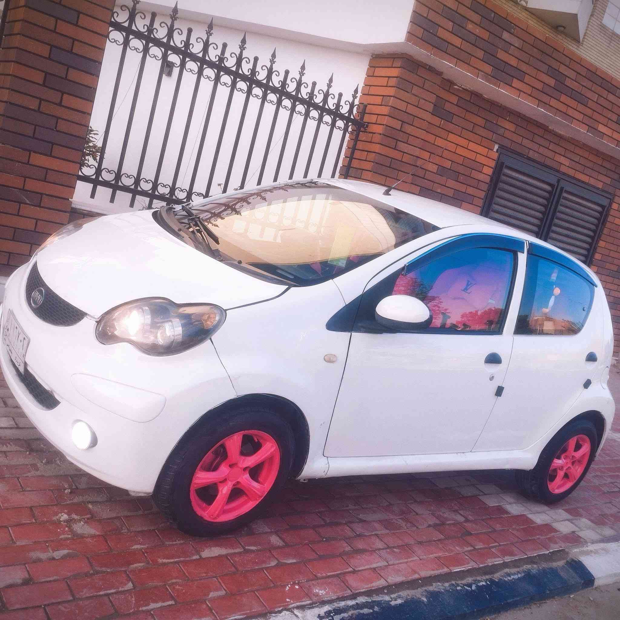 السلام عليكم 
بي واي دي...f0 
المديل 2013
بصمه تشغيل 
شاشه كامره 
تبريد شغال 
جام كهرباء
حداديه جاهزه
لون داخل مميز
رقم كربلاء الماني تحويل مباشر
ياباني كير مكينه اوتوماتيك مكفولات 
مكاني كربلاء حولي مستشفى الكفيل
لاستفسار ***********
السعر 44$
