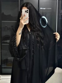 كمية محدودة • عرض بغداد • ملابس