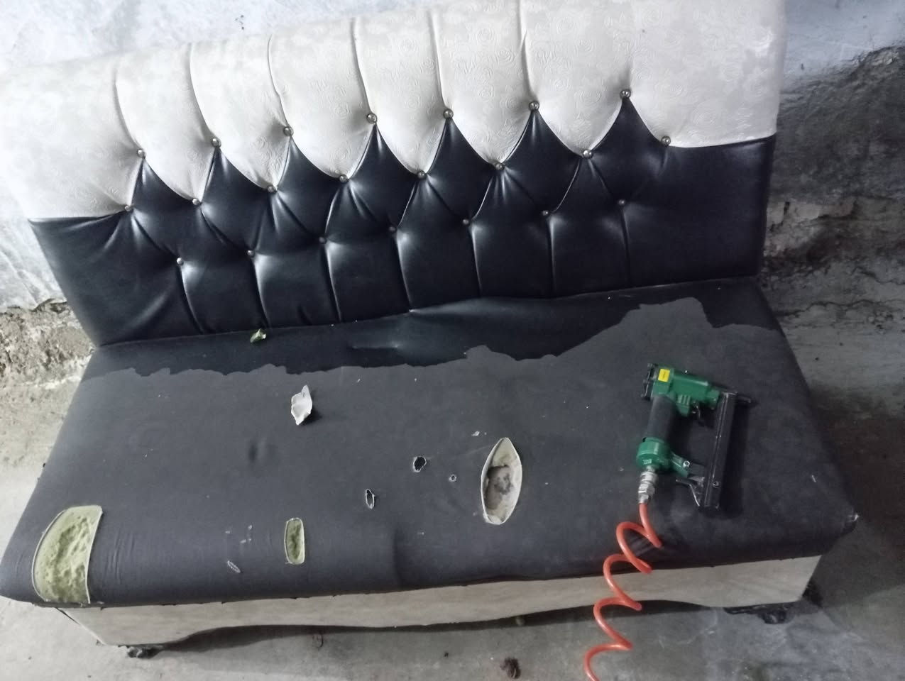 دوشمه وتصليح تخم وديوان بسعر مناسب لتواصل خاص أو واتساب ***********
