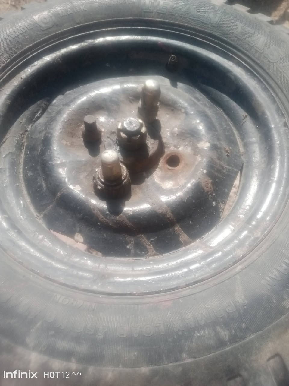 سلام عليكم اكسن للبيع عوزه فلنجه جها وحده والثانيه بيها فلنجه وطيك وياه بنزات وتايرات ووياله سعر 100 وبي مجال مكاني ديوانيه قضاء السنيه


**إذا كنت صاحب هذا الإعلان وتريد حذفه لأي سبب، رجاءا أرسل رسالة إلى الدعم الفني**