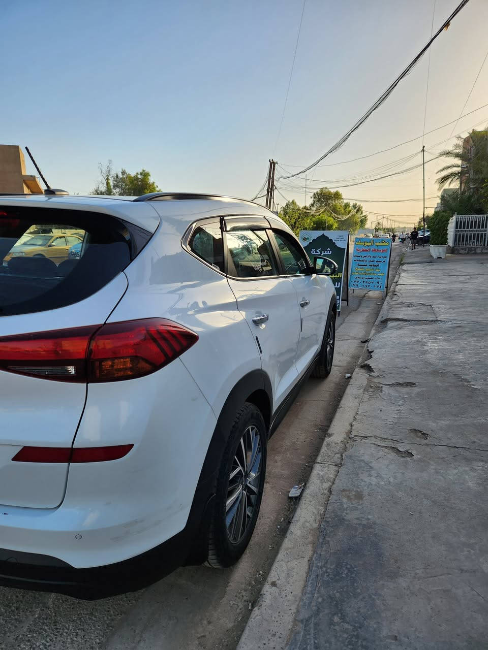 هونداي توسان2019 خليجي
سياره مكفوله 

بانوراما 
 
كراسي كهرباء

محرك2000دوش

مري شفط

خمس عدسات

ويل 19 

ثلاث وضعيات قياده

يدات نيكل

قطعتين تبريد

تحكمات مقود جهتين

ماشيه 78 الف 

سعر 193 وبيها مجال ان شاء الله

الاستفسار ‭٠٧٧٠ ٣٤٥ ٤٩٣٥‬ مكانها بغداد البنوك

