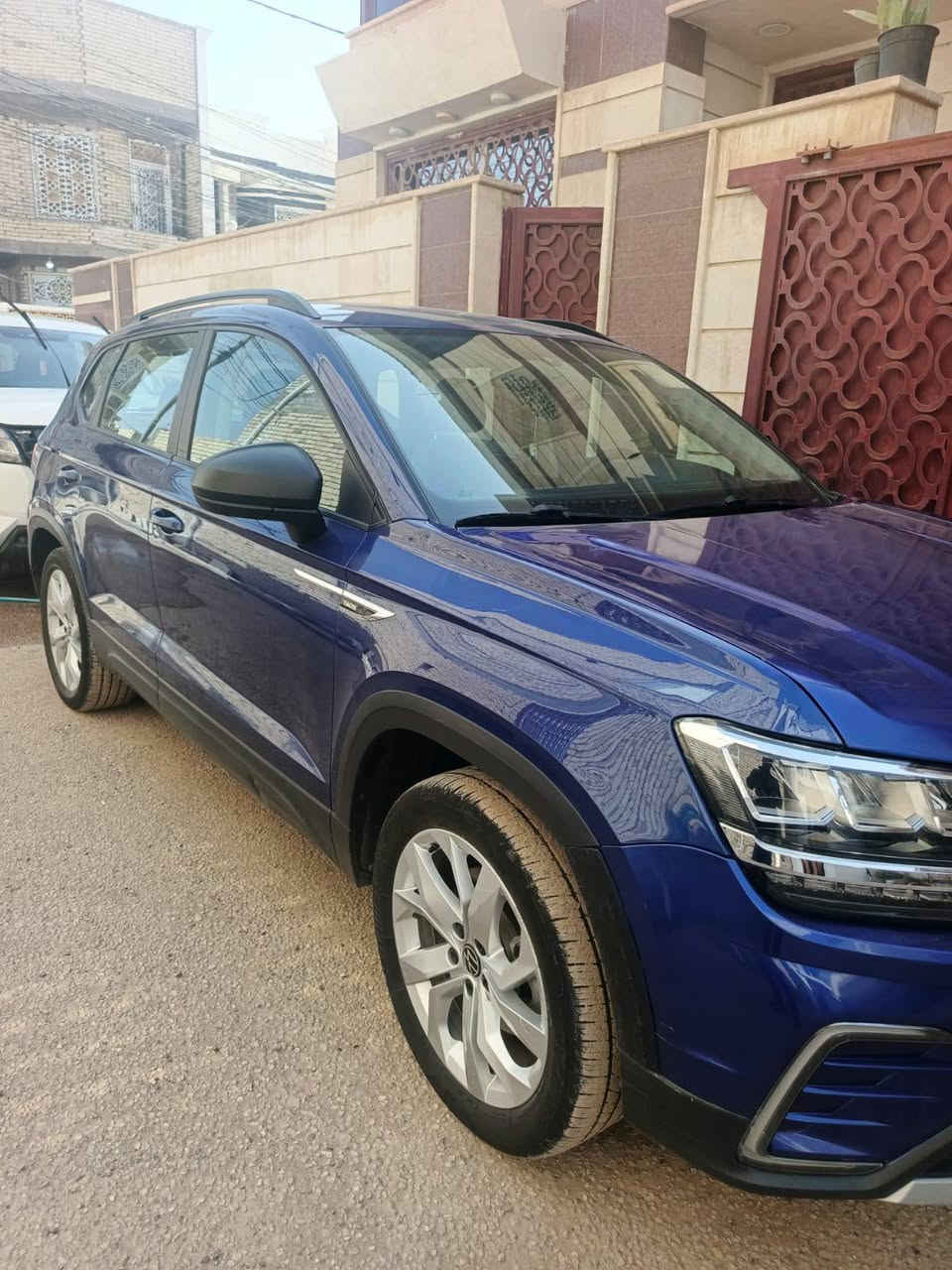 السلام عليكم 
فكس واكن تاوس 
موديل 23 
حادث موضح بدون دواخل
 تعديل نص البنيد +صبغ 
وبارد قليل بالجاملغ وبيه تكحيل 
وتعديل بارد قبق الجنطه بدون صبغ 
شواصي لغود كفاله 
ماشيه 25 
نص مواصفات رادار حساسات كشنات تدفى 
بدون رقم تترقم جميع المحافظات ماعدا كردستان 
سعر 165 $ 
***********
