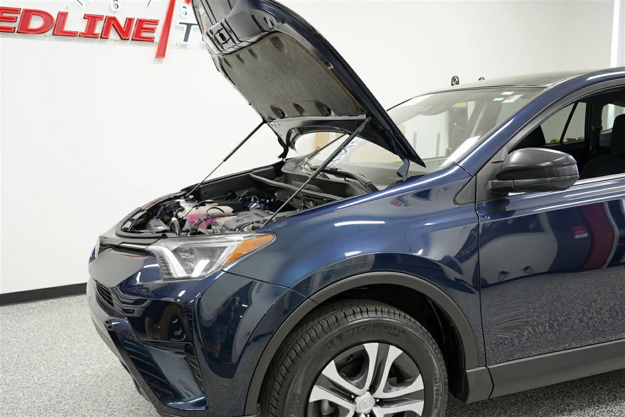 🔶🔶 ودّع جك البنيد الأصلية! 🔥
حوّل فتح بنيد الـ Toyota RAV4 إلى تجربة أفخم وأسهل مع جكات هيدروليك للبنيد.

✅ فتح وإغلاق بانسيابية
✅ جودة عالية وثبات ممتاز
✅ تركيب بدون قص أو تعديل
✅ مظهر سبورت وأنيق مثل الوكالة
✅ مخصص لسيارات Toyota RAV4

إذا تحب تضيف لمسة عملية وأنيقة لسيارتك، فهذا من أفضل الإضافات.

متوفر للموديلات ٢٠١٧ -٢٠٢٤ 

سعر الزوج :- ٣٠،٠٠٠ الف دينار 
#توصيل_مجااااني إلى جميع محافظات العراق
📩 راسلنا  للاستفسار والطلب


**إذا كنت صاحب هذا الإعلان وتريد حذفه لأي سبب، رجاءا أرسل رسالة إلى الدعم الفني**