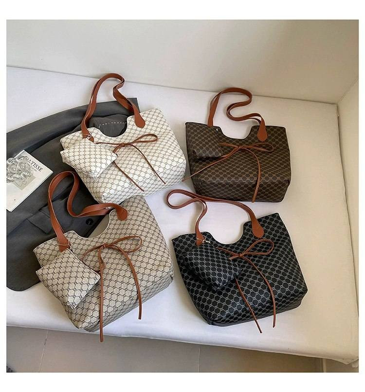 توت باك كيوت كوالتي عالي موديل كوري نازك  جدآ 🥺❤️

حجم كبير ملائم للموظفات وللاستخدام اليومي وللطالبات والماميات  

القياس الكبير  39*30*12 سم  

سعر الدرزن: 72 الف فقط 🔥
 

الدرزن يحتوي على 12 قطعة
مخازن بغداد


**إذا كنت صاحب هذا الإعلان وتريد حذفه لأي سبب، رجاءا أرسل رسالة إلى الدعم الفني**