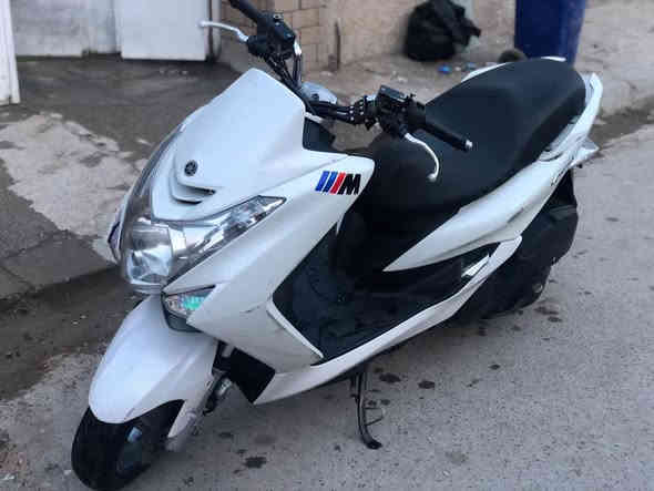 سلام عليكم ماجسته S للبيع درجه نضيفه ما بيهه شي كفراته ماكو نقص بيه بس جانت متروكه وشغلنهه بس بيها صوت من صفحت الراديتر (سعر ٩ورقات )بيها مجال مكاني (بغداد ،بغداد الجديدة) للتواصل (***********) موجود واتساب ؟
