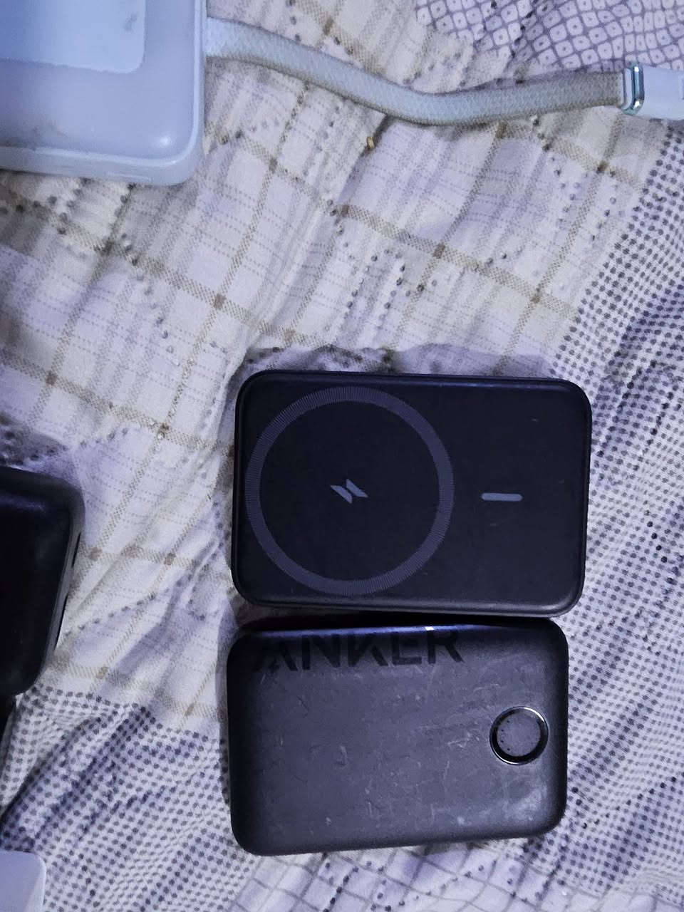 ANKER
شواحن انكر العدد 31 السعر 
300 الف قفل 🔐


**إذا كنت صاحب هذا الإعلان وتريد حذفه لأي سبب، رجاءا أرسل رسالة إلى الدعم الفني**