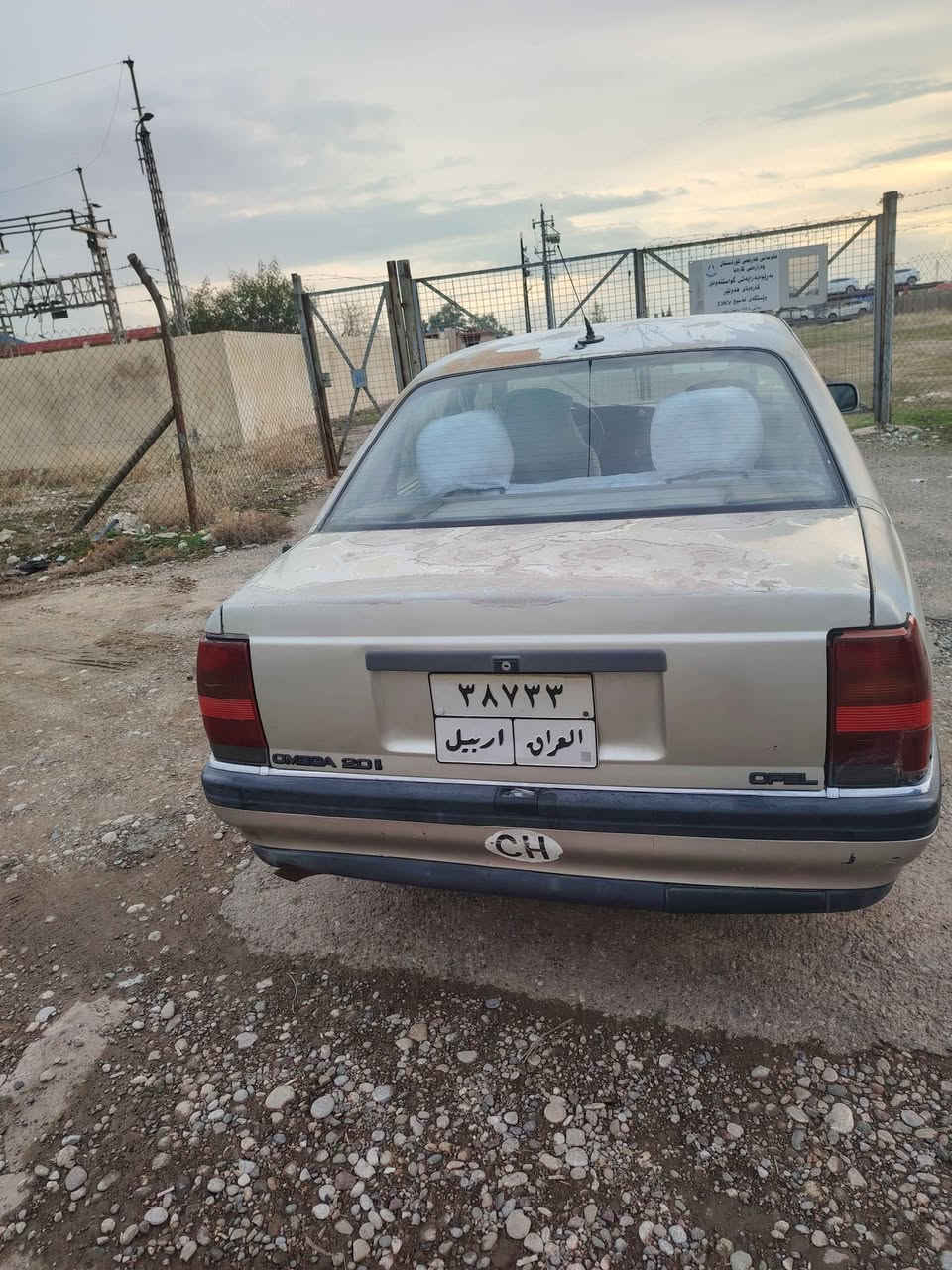 اوبل اوميكه موديل 1993ژم*********** أربيل, العراق
