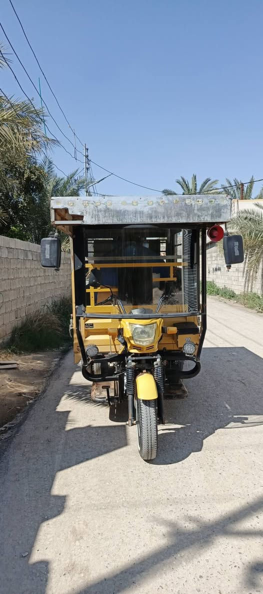 سلام عليكم ستوته للبيع دبل تاير ثقيل وخفيف لو كير بيها محرك محور 150 نضيف ويتحمل للاتصال و الاستفسار سعر خاص ***********
