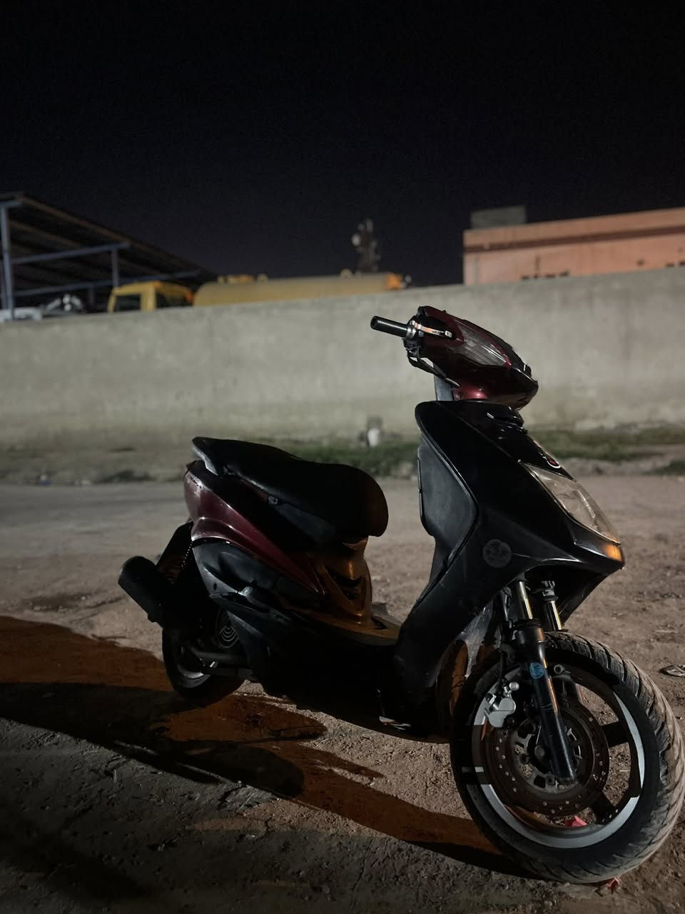 سكنس نثيه للبيع السعر 200 قفل يرادلهه كابريته وكلج امامي ***********
