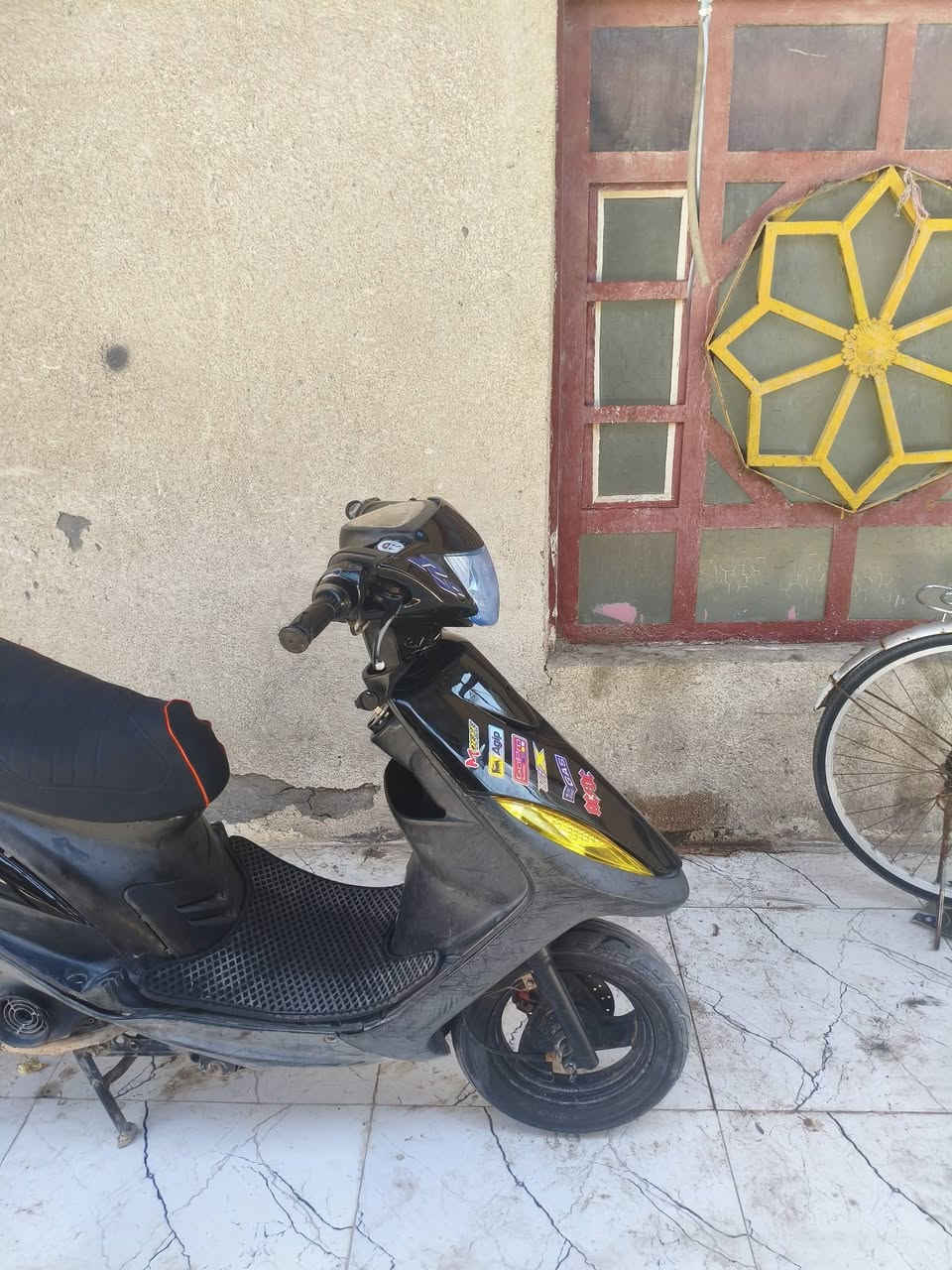 دراجه ماكس عدله محرك 49 بلادي تجي وتشوف دراجه جديده   كلها مختمه محرك ماينسمع صوته وكلشي شغال بيها بيع مستعجل سعرها 575 وبيها مجال قليل حك جيه مكاني البصره ابو الخصيب لعوجه قرب مستشفى الصيني ***********
