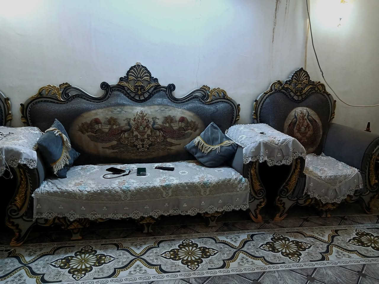 السلام عليكم تخم رئاسي (ملكي) للبيع بعده نضيف ومستعمل قليل جدا التخم في اعلى جوده يحتوي على ١٠ مقاعد كما موضح بصوره السعر ٦٥٠


**إذا كنت صاحب هذا الإعلان وتريد حذفه لأي سبب، رجاءا أرسل رسالة إلى الدعم الفني**