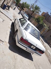 سيدان موديل 90 للبيع عنواني بغداد بياع السعر 28 رقم الهاتف07782285367