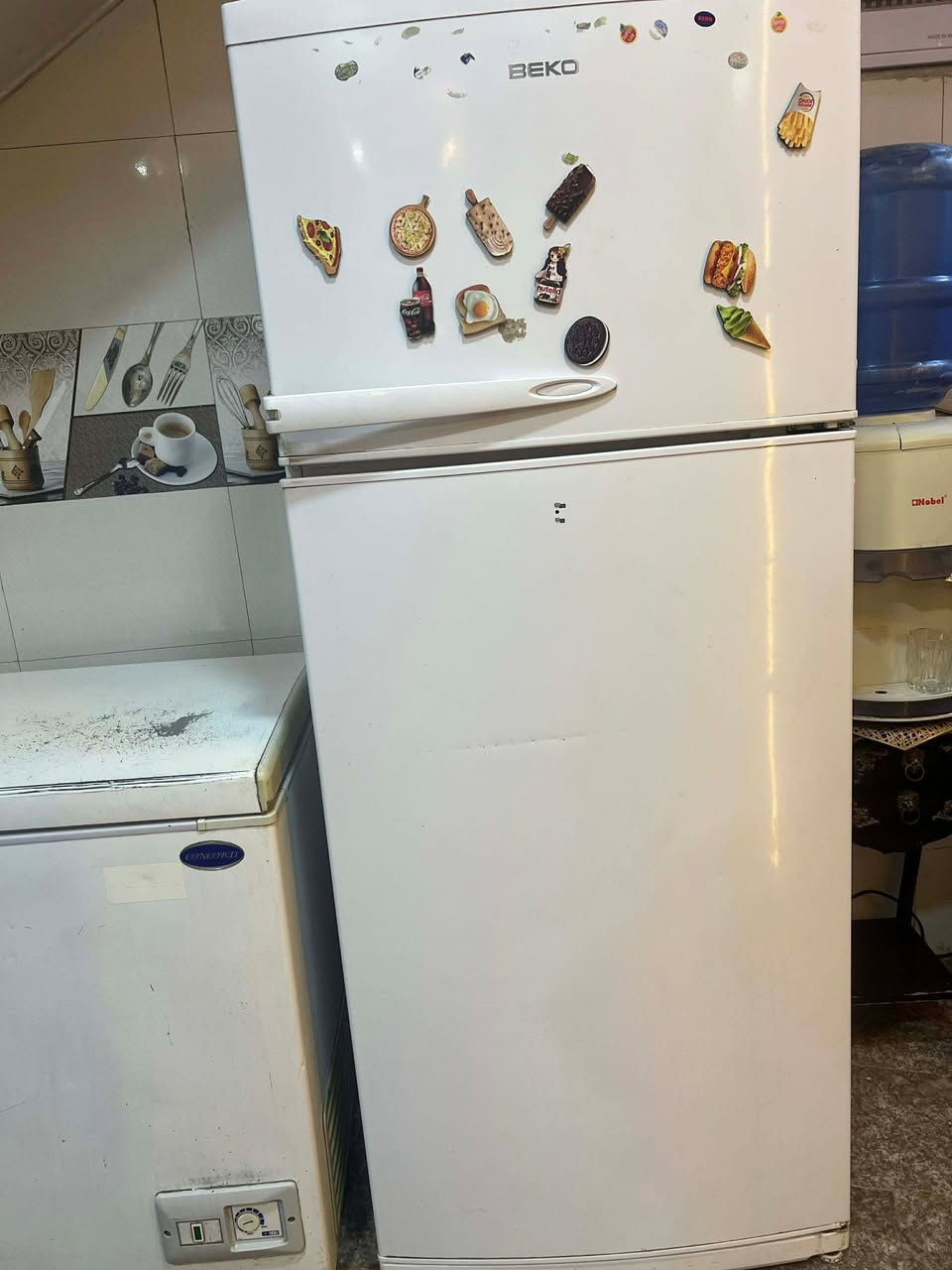 اغراض بيت للبيع مستعجلين على بيعتهن مكاني بغداد حي الجهاد ***********
