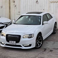 كرايسلر 300s • ٢٠١٨ • ١٣٧ الف