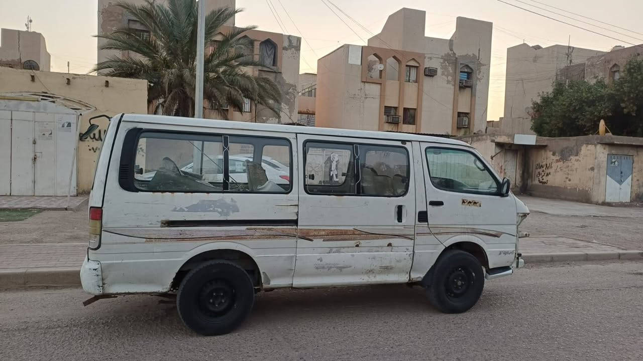 سلام عليكم    جنبي موديل 2006 رقم بابل مشروع وطني رقم نكليزي مصفره هيئه وغرامات سياره جاهزه سعر 35 وبيه مجال غراضه كامله بجم كدام كامل بجم خلفي كامل / ***********
