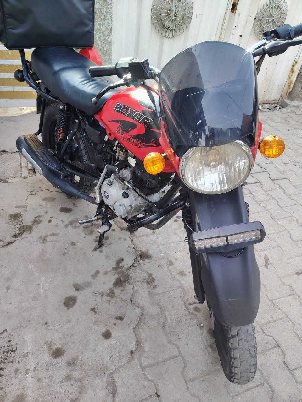 السلام عليكم  بوكسر موديل 22 للبيع        سعر 850 عنوان بغداد جسر ديالى القديم  ***********
