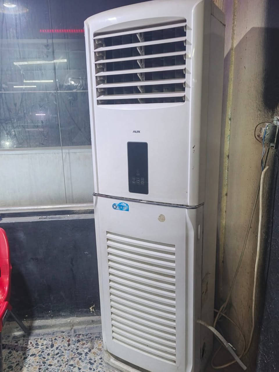 سلام عليكم سلبت جديد 3طن بعده غازه الشركه ب 750 سلبت نضافه 95٪
***********
