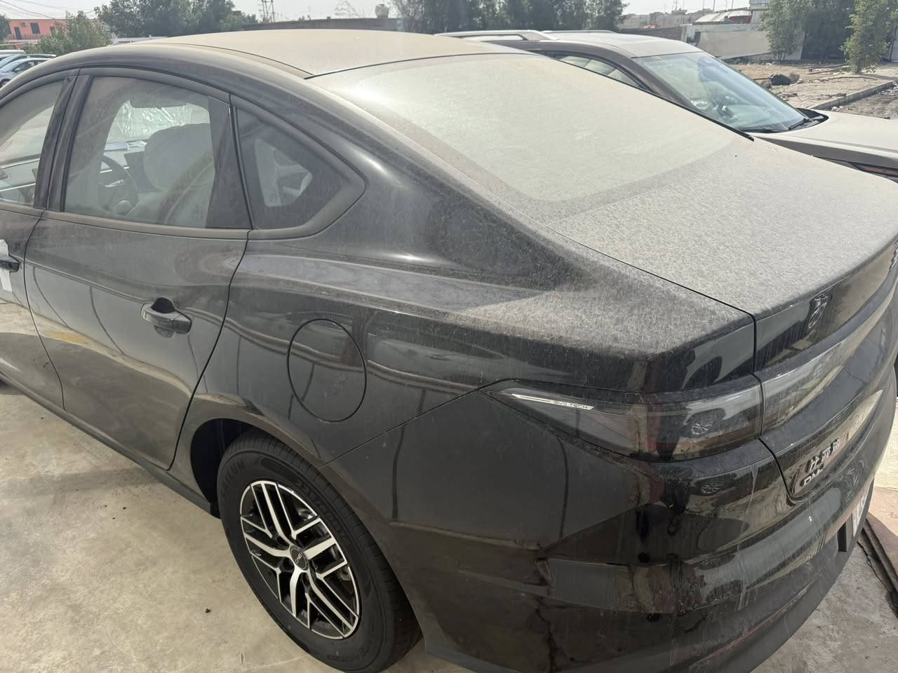 سلام عليكم للبيع سيل 5 زيرو صفر  سياره مرقم بغداد بسمي تحويل ثاني يوم مع العده  كامل وشاحن مكان بغداد البياع  رقم الهاتف ***********$***********
