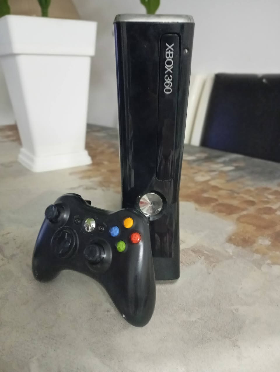 اكس بوكس 360 مفلاشي ومقليتشي ديسك دير 250 جيغا معاها 2 مانيت المكان قسنطينة


**إذا كنت صاحب هذا الإعلان وتريد حذفه لأي سبب، رجاءا أرسل رسالة إلى الدعم الفني**