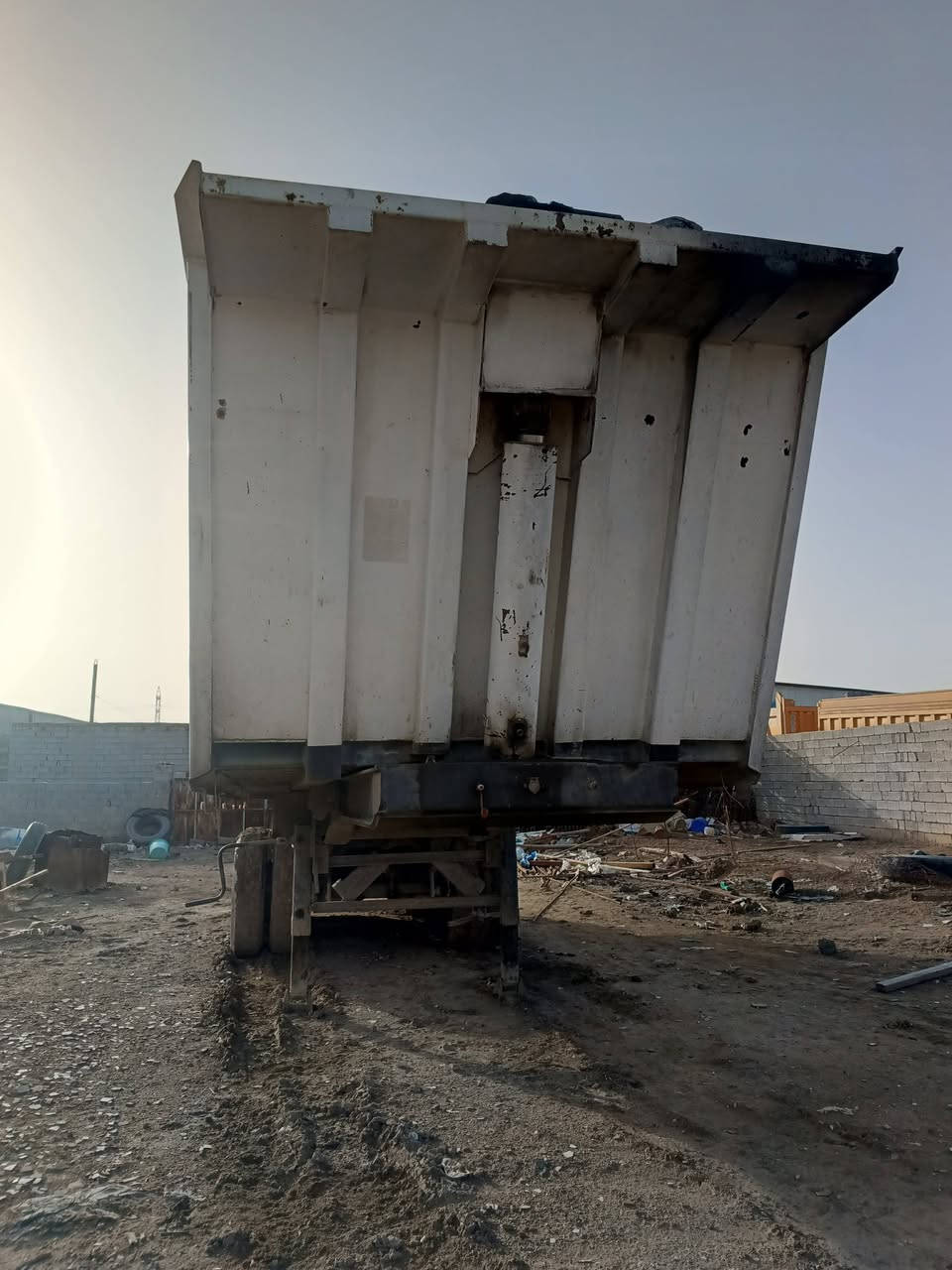 سلام عليكم  عرباين عدد 2للبيع اومراوس بمواد ***********
