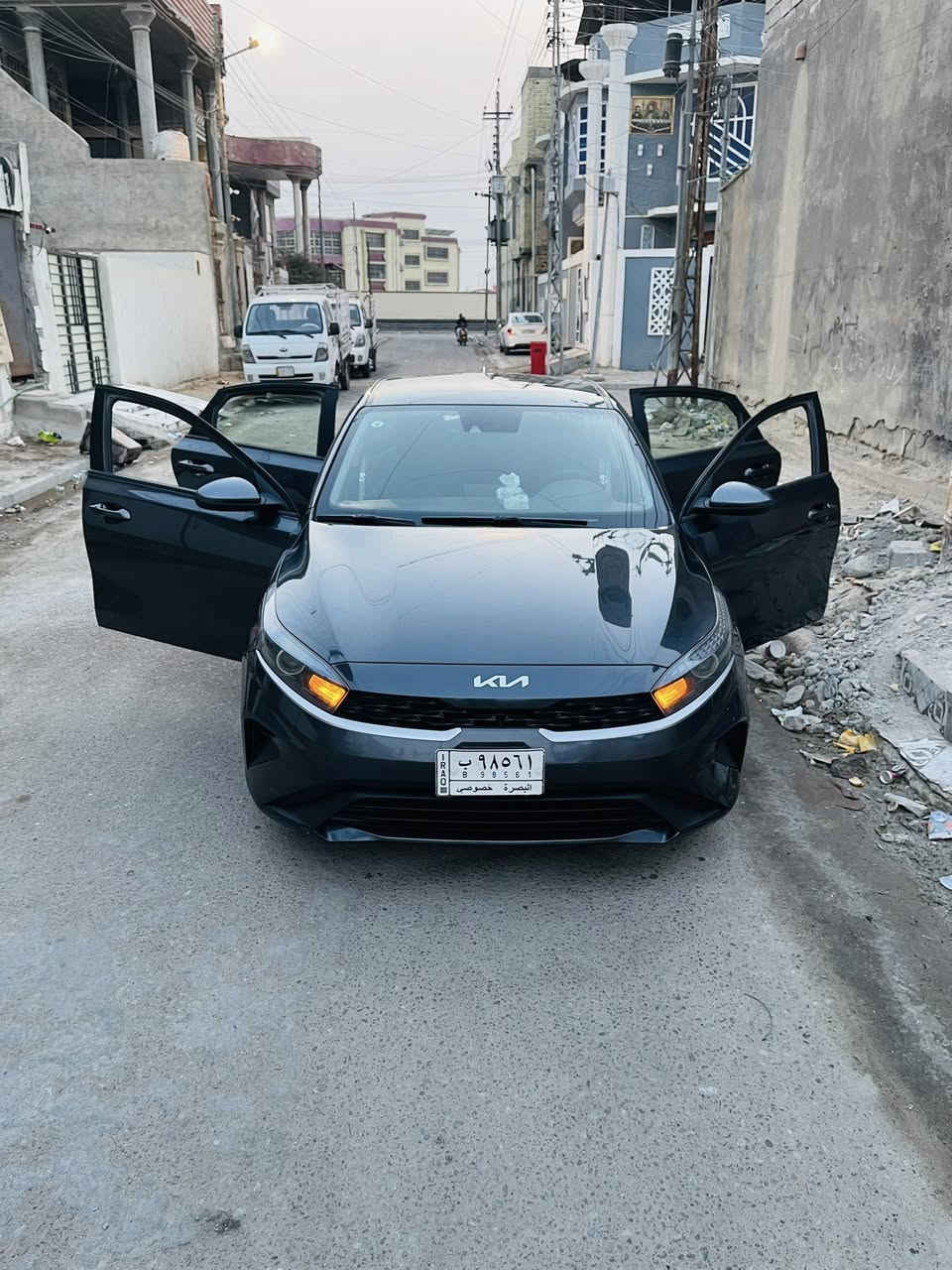 فورتي موديل 2022 معوقين باقي سنتين وتصير حره محرك 2000 دوش وكاله عامه حادثه موضح ب صوره مكاني بصره سياره بيها صبغ قطعتين والباب مرشوش كلير من امريكا اجه هيج بيها دخان بسيطه وبارد ب جاملق الامامي سعرها 143 وبيها مجال بصره ***********
