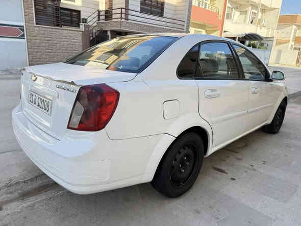 السلام عليكم .. سازوكي فورنزا موديل 2006 بغداد مشروع وطني بأسمي رقم (( مميز )) انگليزي سنوية جديدة 2030 هزة  جديدة كير محرك مكفولات صدر جديد كهربائيات شغالة تبريد ثلج مصبوغة حزام جمالية , قمارة تكم شواصي مكفولات بدون صبغ ،، السعر 57 ورقة وبيها مجال بسيط للطيبين . 
***********
