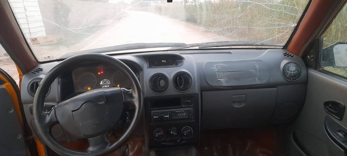 سلام عليكم سايبا 18 للبيع كير مكينه مكفولات مصفره هيئه وغرامات شواصي معمره سعر 35 وبيها مجال مكان بغداد تقاطع النهروان الرقم ***********
