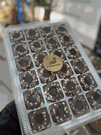 🌴 تشكيلة تمور مختارة بعناية
أنواع مختلفة… طعم أصيل… جودة تفتح النفس 🤎
من الحلو الناعم للي يحب الطراوة،
ومن الفاخر للضيافة لليومي للبيت 👌
تمورنا تناسب كل الأذواق
وتوصللك بأفضل تعبئة وبأسرع وقت 📦✨
🔥 أطلب الآن ولا تفوّت الطعم الأصيل 🔥
📞 ***********
📞 ***********
