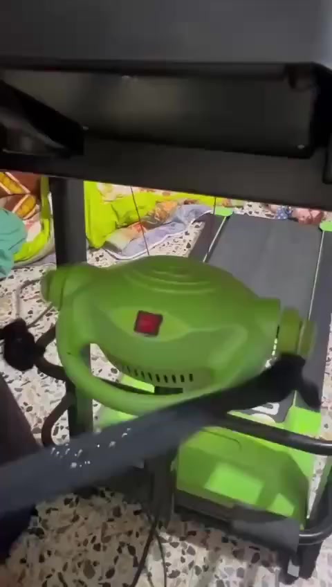 يتحمل وزن 150 دبل ماطور قياس السعرات دقات القلب والدقائق والمسافه ماطور AC  مستعمل قليل اليجي يفحصه ويشوفه كلش نضيف. الجاد خاص


**إذا كنت صاحب هذا الإعلان وتريد حذفه لأي سبب، رجاءا أرسل رسالة إلى الدعم الفني**