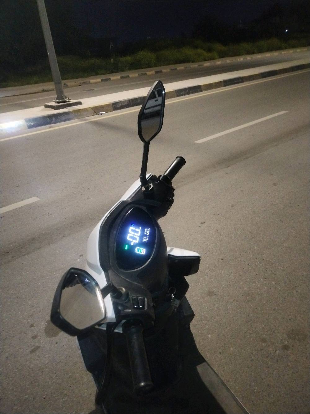 ماطور شحن للبيع سهر 650وبي مجال
