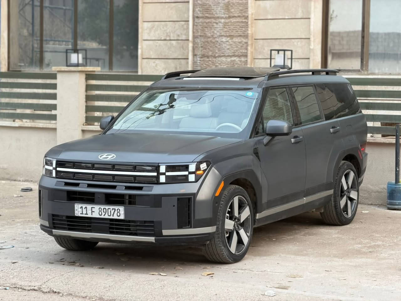 سنتافيا 2025 لمتد اوتبارك وارد امريكي
الون : ( سمنتي طافي )

   المسافه المقطوعه : 9000 ميل 

   حالة الايرباك : دركه فقط+برده

الضرر : صبغ بنيد ودعاميه بدون دواخل 

جاملق بارد

حجم المكينه : 1600 تيربو + هايبرد 

                

#مواصفات

1. شاشه

2. كيجات دجيتل

3.كامرات 360

4.بانواما فتحتين

5. بصمه 

6.تشغيل عن بعد

7. رادارات 360

8. ايقاف ذاتي

9. ويل كب

10.بكلايت لد 

11.اشاير بالمري

12. هيترات بالكشنات خلفي امامي

13. تحديد مسار

14. نظام ايكو +سبورت + سمارت

15. هند بريك بصمه

16. اوتو هولد

17. لايتات زنون عدسه عالي ناصي

18. رادار امامي

19. صندوك كهرباء 

20. صندوك ذكي يفتح عند الاقتراب

21. قطعتين تبريد 

22. شفتات بالاستيرن

23.برادات خلفيه

24. حساسات خلفي امامي

25. كامرات 360 درجه 

26. كشنات جلد تدفئه تبريد

27. كشنات كهرباء 

28. كشن السايق ميمري 

29. فور ويل 4x4

30.نظام هترك 

31.اوتبارك تروح وتجي بالريمونت

32.كشنات خلفي كهرباء

33.سبعه راكب

 

السعر : الطلب في التعليقات سيأتي إليك مباشرة 🚓 

تفاصيل اكثر هذا رقمي*********** 

مكاني بغداد
