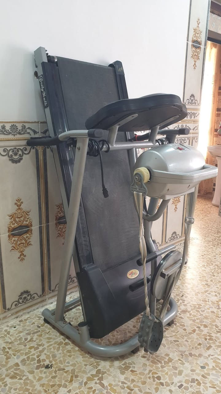 جهاز مال ركض للبيع الجهاز مابيه اي شي بس وحده من الحساسات
عاطل. وسعر الجهاز 100الف واي استفسار اخر رقم الهاتف ***********
