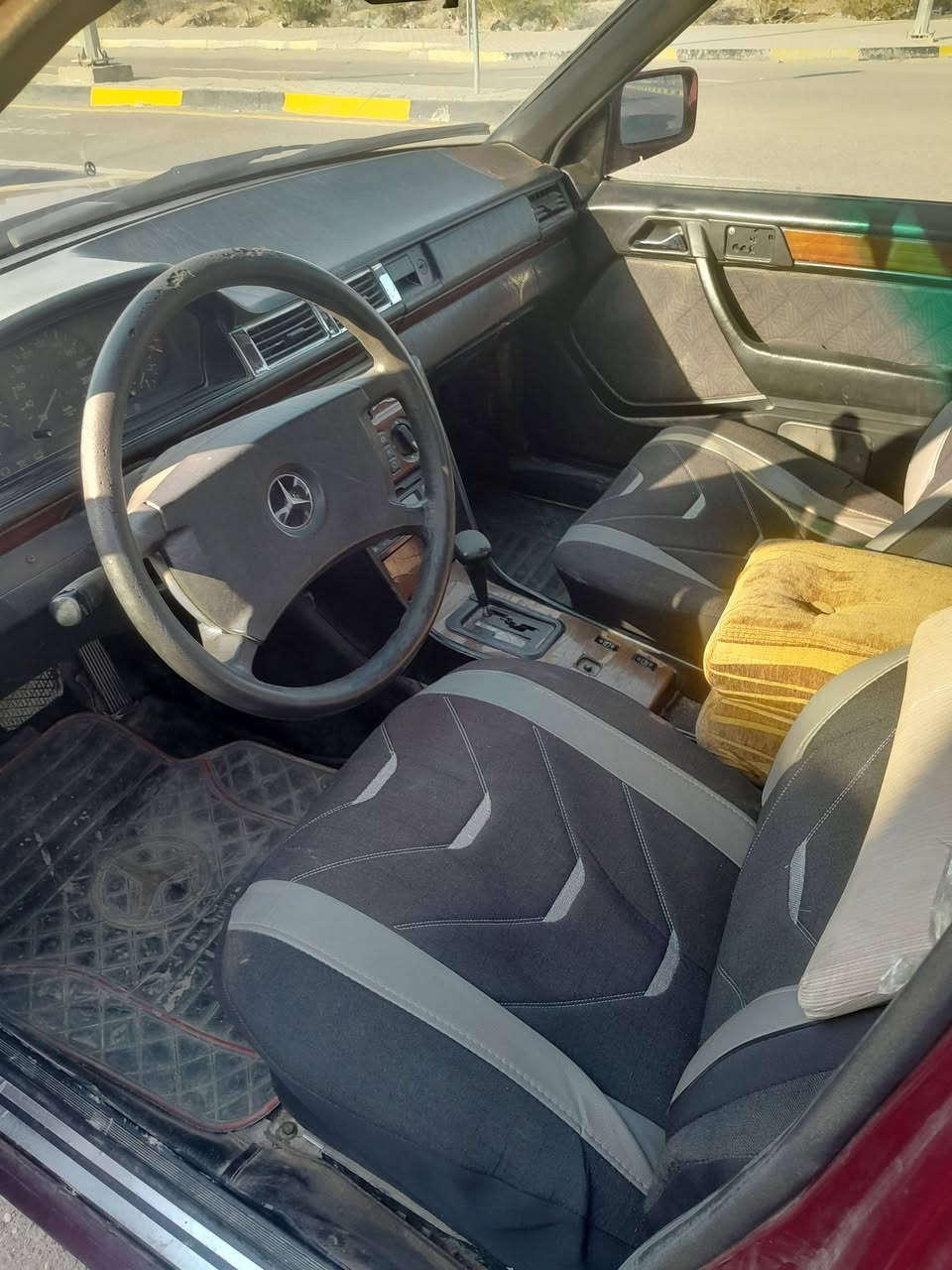 السلام عليكم مارسيدس البيع بسمي مصبوغه جماليه مكينه وكير فيفيتي  مكان بصره ام قصر *********** السعر 40
