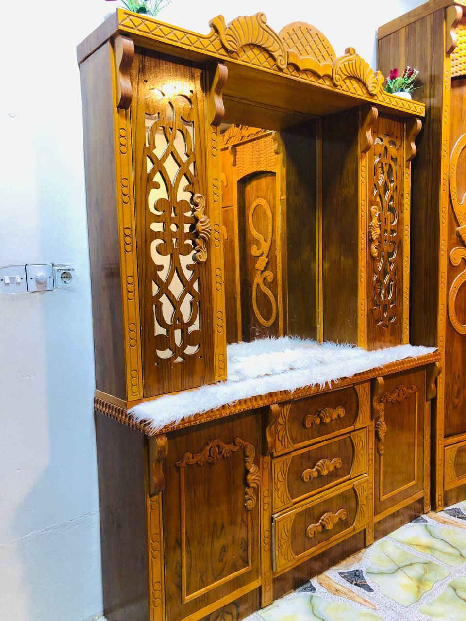 متاح خشاب للبيع مستخدم سعر 950
رقم ***********
