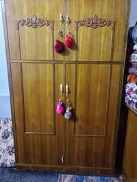 ورحمة الله وبركاتة خوان خرفت خشاب البيع وستفسار عله هاذه رقم 078764701...