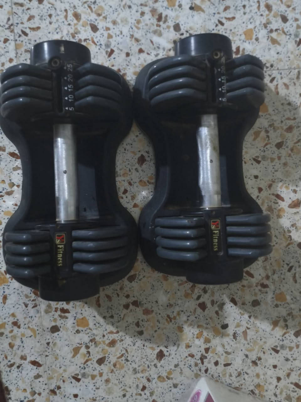 للبيع اثقال حديد اوزان مختلفه وكيس ملاكمه ومقعد تمارين بطن سعرهن خاص


**إذا كنت صاحب هذا الإعلان وتريد حذفه لأي سبب، رجاءا أرسل رسالة إلى الدعم الفني**