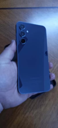 كلكسي A55  باكيت وشاحنه وكيبله ممفتوح بعده للبيع تلفون جدا نظيف استعما...